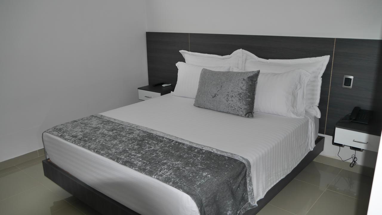 Calle 10 Express Hotel 麦德林 外观 照片