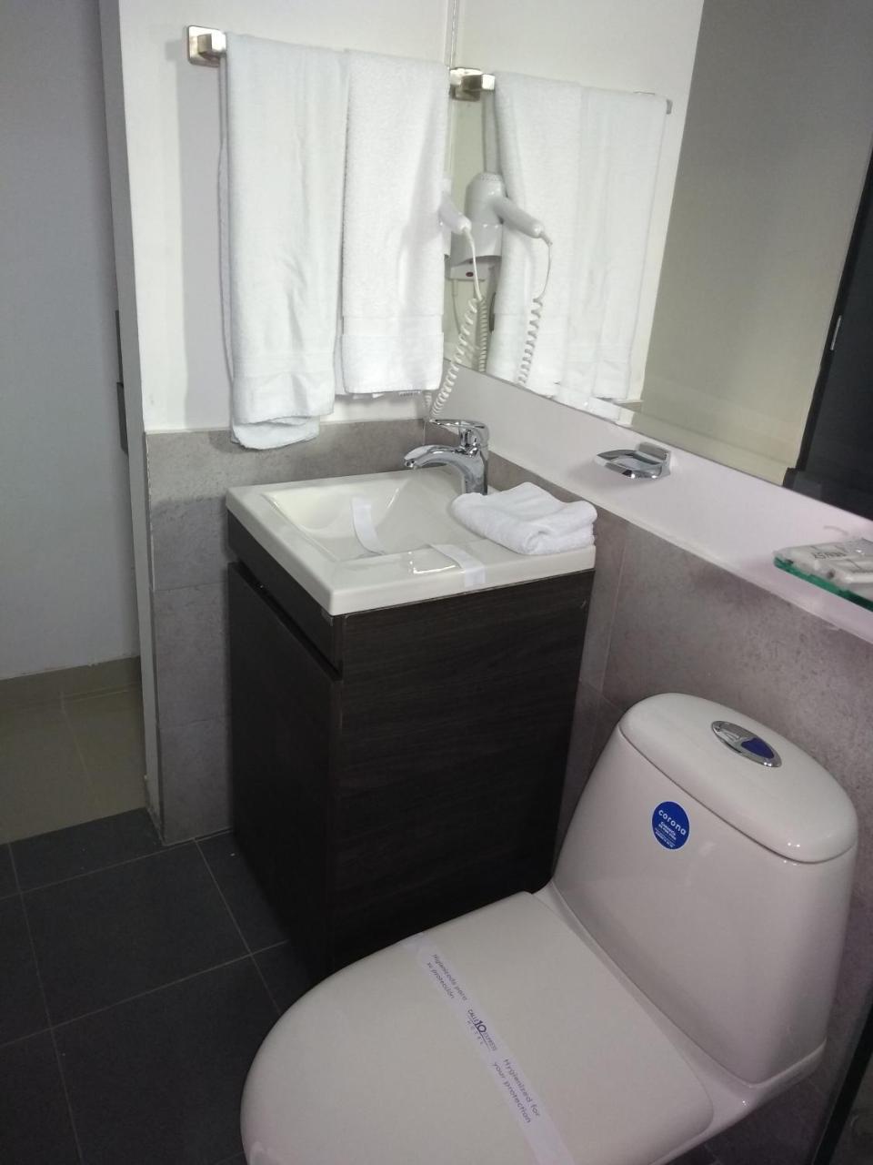Calle 10 Express Hotel 麦德林 外观 照片